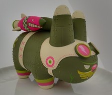 Kidrobot Frank Kozik: NYCC Yankee Pig Dog Labbit 7