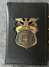 FBI - vintage KID’S JUNIOR SPECIAL AGENT  b & wallet & cred set picture