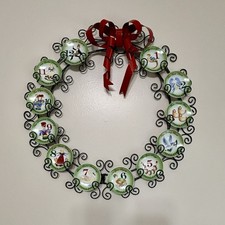 12 Days of Christmas Mini 3” Porcelain Plates w/Metal Wreath Holder 20” EUC picture