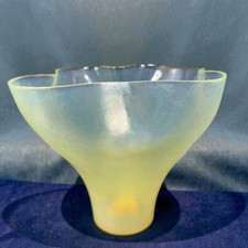 Murano Glass Vase Vessel Yellow Opalescent Venetian Italian Glass New W Tag 9in picture