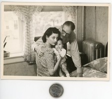 Vintage 1950's photo /  Female Criminal Borrows Orphan to Con Her Senile Father picture