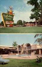 Texas Beaumont Holiday Inn Highway 90 swimming pool ~ 1950-60s postcard picture