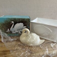 Vintage Avon Tender Love Swan Potpourri Fragrance Decorative Pomander picture