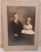 Antique Found Photo of Father and young daughter , very good condition. picture