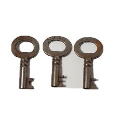 3 Small Vtg Bi-Metallic Open Barrel Antique Skeleton Keys In A Variety Of Cuts E picture