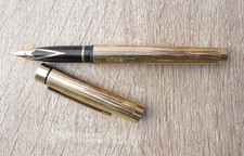 Vintage Sheaffer Fountain Pen with Nib marked 585 14K picture