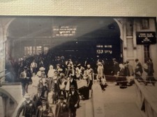 Vintage Ellis Island Immigrants Historical Photograph Print Framed C 1909 12x15 picture