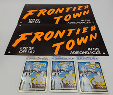 VINTAGE FRONTIER TOWN NY STATE 2 LICENSE PLATE Cardboard Signs & 3 Decals picture