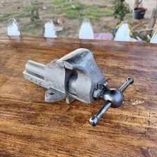 Vintage Charles Parker Bench Vise 3'' Jaw,No. 31,Cast Iron Vice Made In USA picture