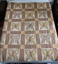 Vtg 30-40’s Handmade Butterfly Applique Quilt Hand Quilted 66x67 Folk Art Block picture