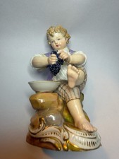 Antique Meissen F18 Acier Gardener Boy Squeezing Grapes Porcelain Figurine picture