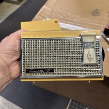 Emerson Model 911 Eldorado Nevabreak AM 9-Transistor Radio 1959 WORKING FREE SH picture