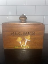 Vtg Recipes Wooden Lidded Box W/ Hand painted Mushrooms And Blank Recipe Cards picture