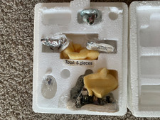 Hawthorne Village Kinkade #91214 Feeding Birds 5 Piece Accessory Set  picture