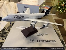 Lufthansa Boeing 747-400 Geminijets D-ABVM 1/200 Model picture