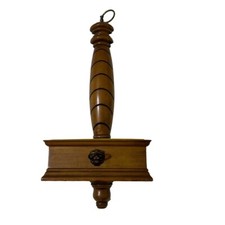 Butler Wooden Hanging Wall Planter Letter Holder w/Lions head Decor 23