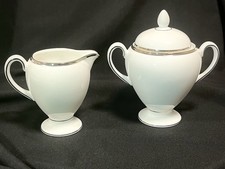 Wedgwood Bone China Globe Creamer & Sugar Bowl, Sterling Silver Trim, perfect picture