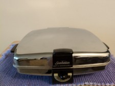 Vinjtage Mid-Century Sunbeam Model CG-1 Chrome Waffle Maker Grill  Works picture