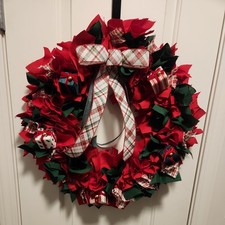HANDCRAFTED ARTIFICIAL CHRISTMAS WREATH ~ MEDIUM 15'' picture