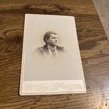 Antique Cabinet Card Photo Woman , B Korn Photo Cleveland OH 6-1/2