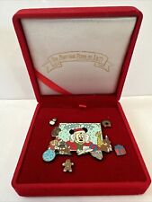 Disney Rare  Christmas Mickey’s toy shop 5 PINS box set Disneyland Limited 2000  picture