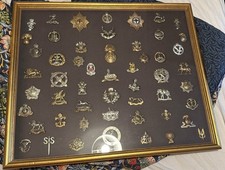 Framed Collection of British Military Cap Badges & Regimental Insignia – Vintage picture