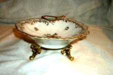 Hollywood Regency Matson Filigree Ormolu Soap Dish Porcelain Gilt Footed 1960s picture
