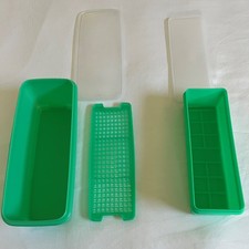 VTG Set of 2 Tupperware Jadeite 782-6  & 892-2 Celery Produce Keepers w/Lids picture