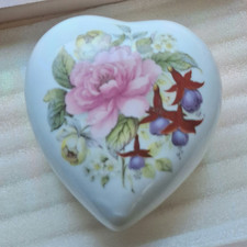 Flambro Summer Rose Fine Bone China Heart Trinket Box Floral Pink Rose picture