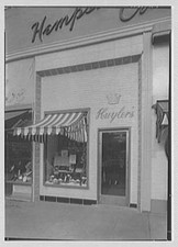 Photo:Hempstead Long Island NY Huylers Store Exterior 1910s picture