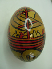UNIQUE DECORATIVE WOOD? WOODEN EGG picture