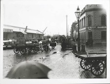 Resuming work at the docks after the Belfast strike and riots OLD PHOTO picture