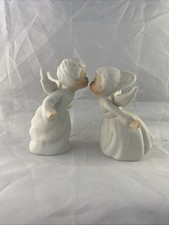 Vintage Kissing Boy & Girl Angels White Bisque Porcelain Figurines  3.5