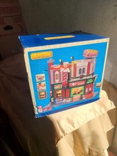 NEW 2022 LEMAX TOP PIZZA Sights & Sounds Building  picture