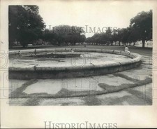 1975 Press Photo Coliseum Square at Coliseum Street - noa64842 picture