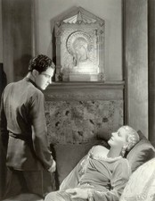 Greta Garbo Ramon Novarro a scene from Mata Hari directed by Georg- Old Photo picture