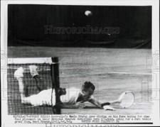 1956 Press Photo Neal Fraser slides across court in match with Lew Hoad, N.Y. picture