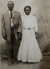 ANTIQUE WEDDING PHOTO AFRICAN AMERICAN COUPLE EDWARDIAN BRIDE GROOM PORTRAIT picture