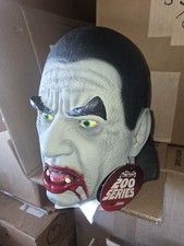 LIMITED EDITION 200 SERIES DRACULA MASK Trick Or Treat Studios Universal Monster picture