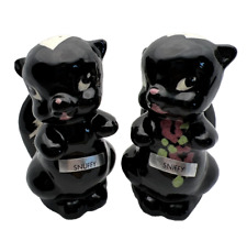 Vintage Skunks Salt Pepper Shakers Kitchen Snuffy & Sniffy deLee Art Cute Kitsch picture