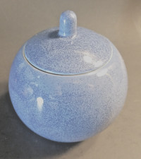 Sasaki Colorstone Sapphire Sugar bowl tiny nick on edge of lid picture