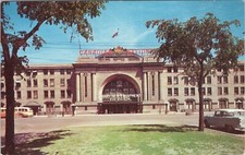 Canadian National Railway Station Winnipeg Manitoba Canada Vtg Postcard CP333 picture