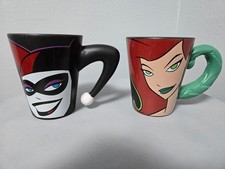 Vintage 2000 Warner Bros Studio Store Batman TAS Harley Quinn & Poison Ivy Mugs picture