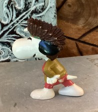 Vintage 1958/66 United Feature Syndicate Inc Native American Snoopy 2” Pvc picture