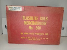 Vintage SERV-A-LITE Flashlite Bulb Merchandiser No. 300 - with Bulbs Display picture