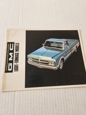 1968 GMC TRUCKS LIGHT TONNAGE MODELS Vintage Dealer Sales Brochure spec sheet picture