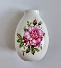 Excellent Vintage Porcelain Budapest A.QUINCUM Small Bud Vase Made in Hungary picture