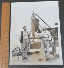 1939 MIAMI RICH ANGLERS W/SAILFISH 8X10 SIGNED PHOTO picture