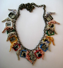 VTG MOVIE STAR COWBOY PLASTIC GUMBALL CHARM NECKLACE LOADED 1950's PHOTOS~GUNS picture