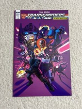 TRANSFORMERS VS. GI JOE 2017 ANNUAL - SUBSCRIPTION VARIANT NM picture